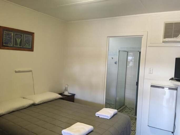 Boggabilla Motel Bagian luar foto